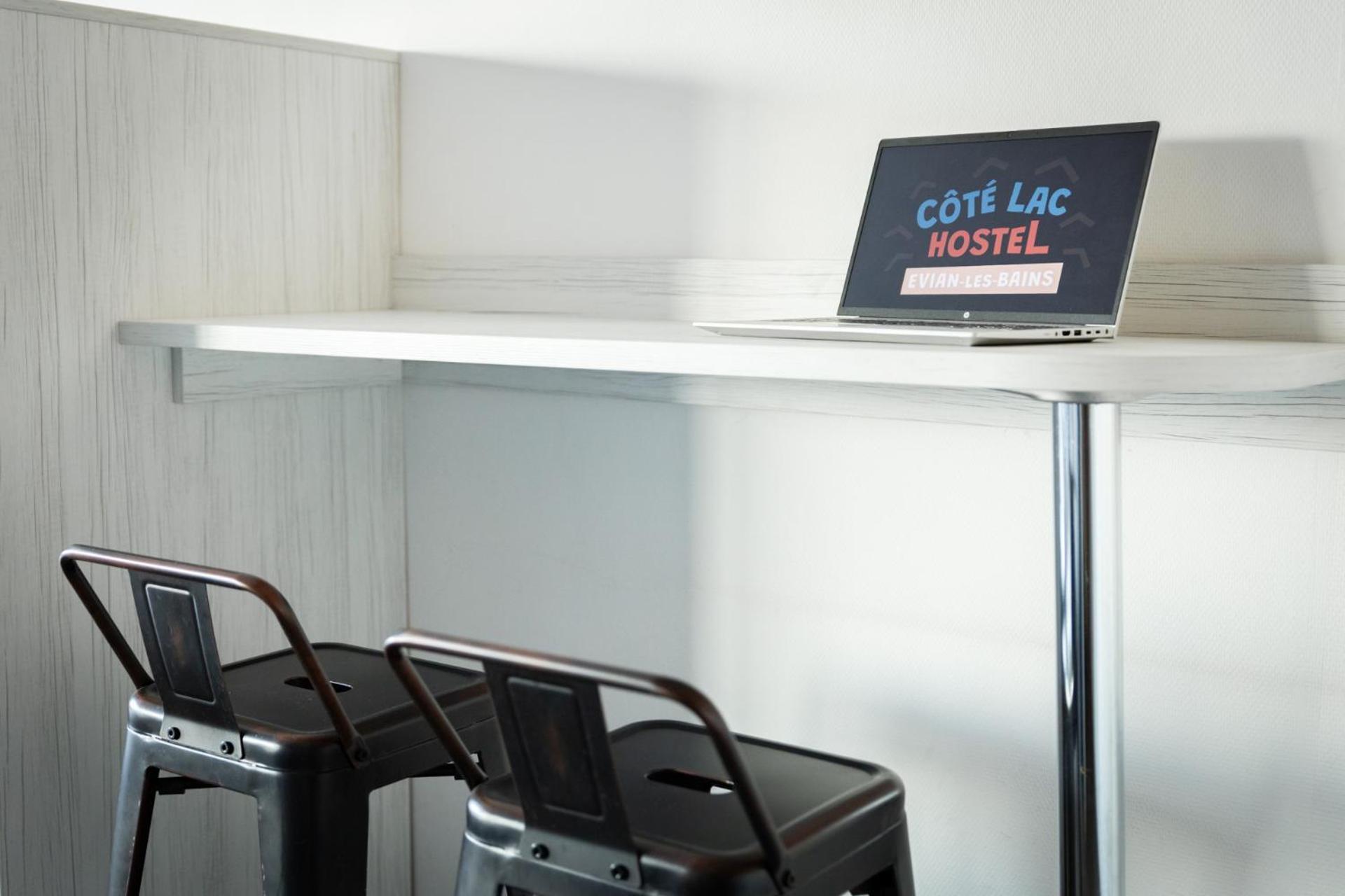 Cote Lac Hostel Evian ภายนอก รูปภาพ