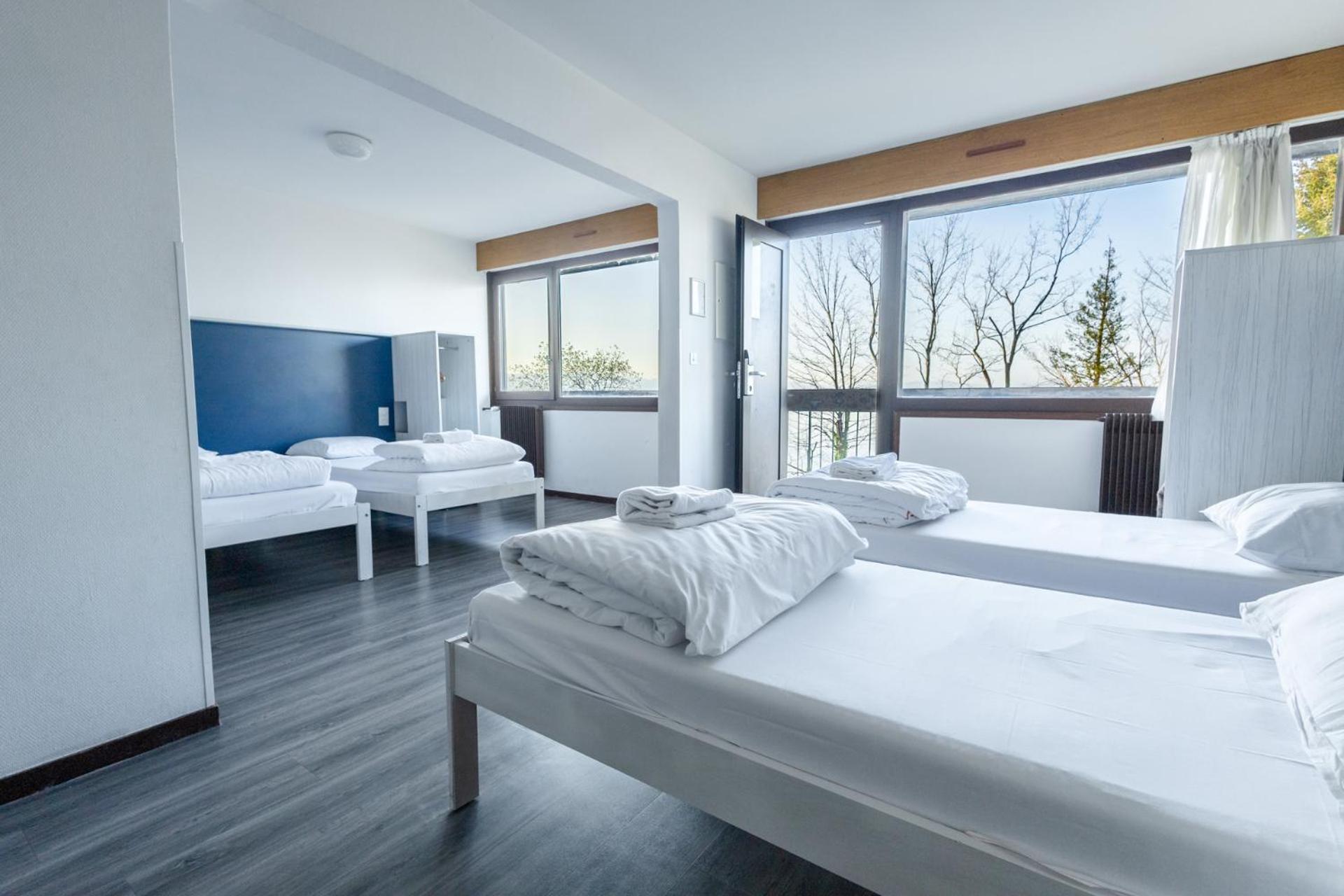 Cote Lac Hostel Evian ภายนอก รูปภาพ