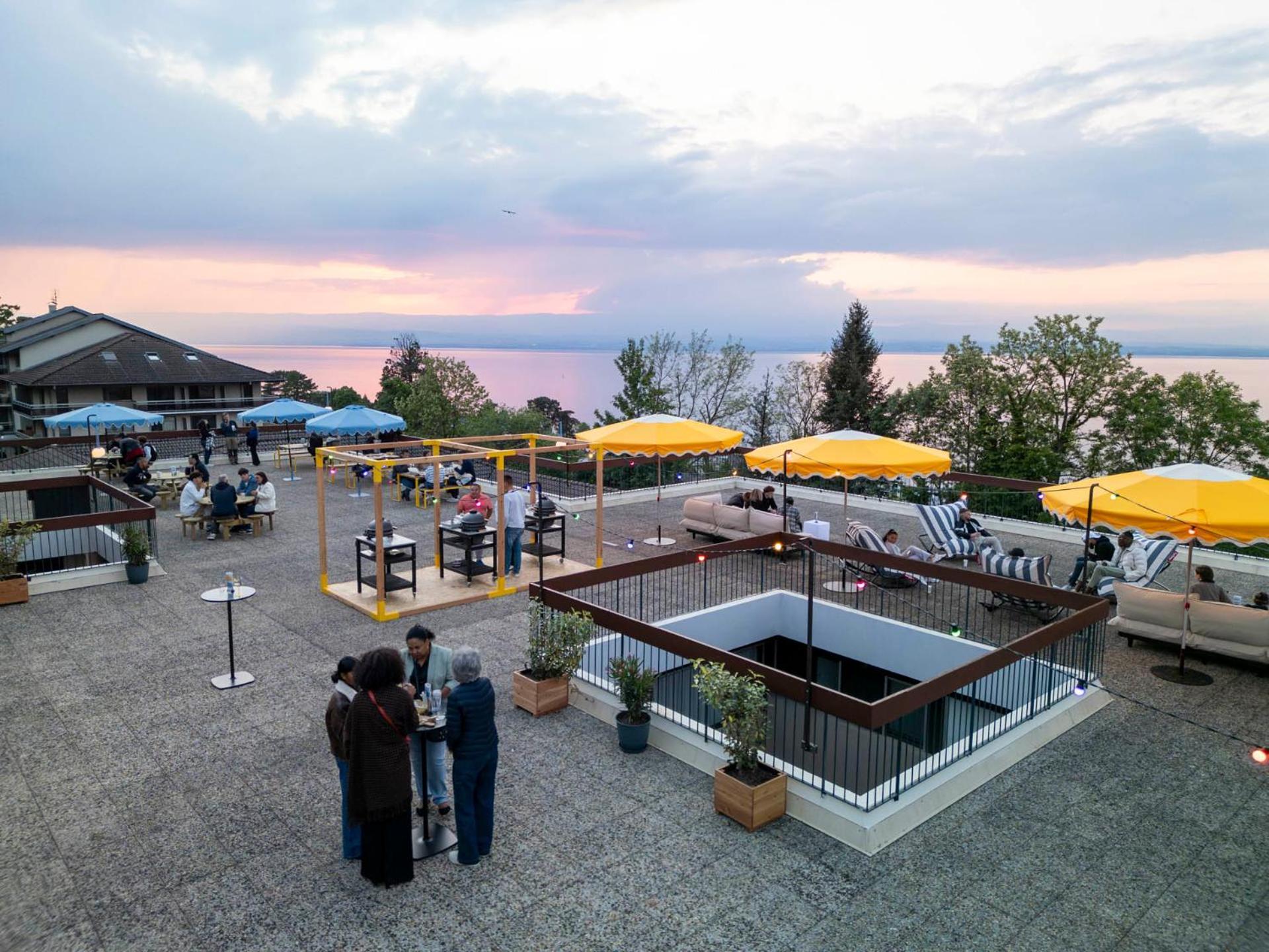 Cote Lac Hostel Evian ภายนอก รูปภาพ